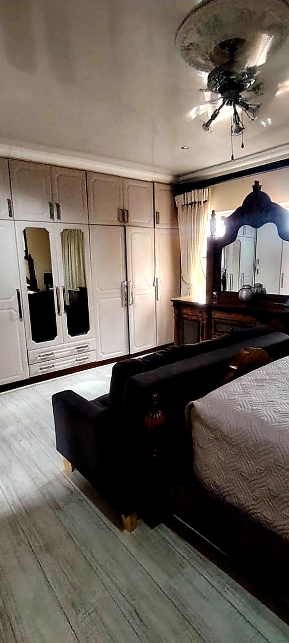 14 Bedroom Property for Sale in Amalinda Eastern Cape